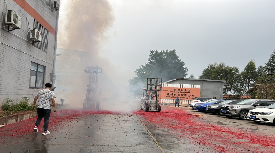 飾紀(jì)上品GRG廠家開工大吉 飾紀(jì)上品GRG廠家開工大吉