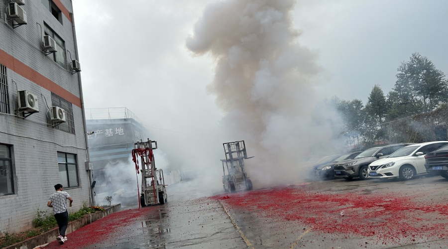 飾紀(jì)上品GRG廠家開工大吉 飾紀(jì)上品GRG廠家開工大吉